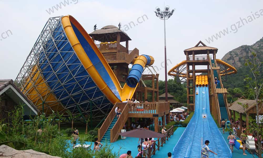 江苏苏州乐园水上世界大喇叭、章鱼滑道