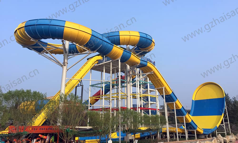 辽宁阜新黄家沟水上乐园冲天回旋 辽宁阜新黄家沟水上乐园冲天回旋