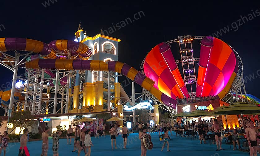 宁波大目湾阿拉的海水上乐园超级龙卷风滑道