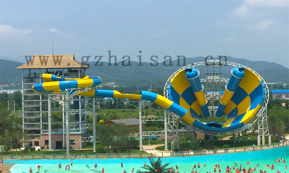 AI融合科技与欢乐：水上乐园设备的创新融合