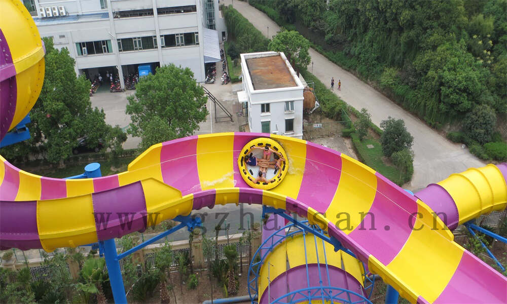 巧用水上乐园设备搭配，打造受欢迎的园子