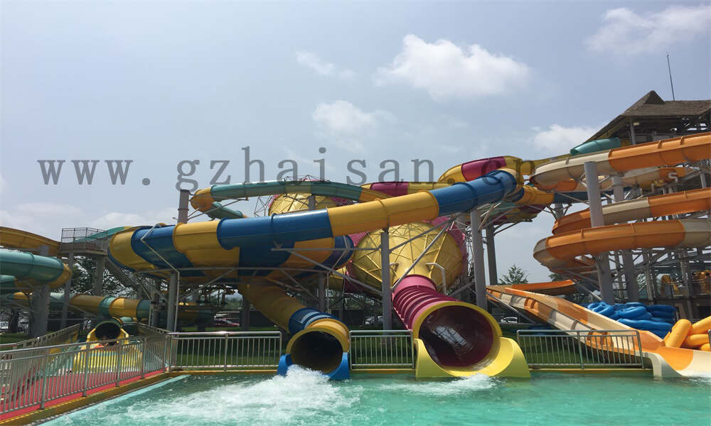 为什么炎热的夏季去水上乐园度假是最佳选择？